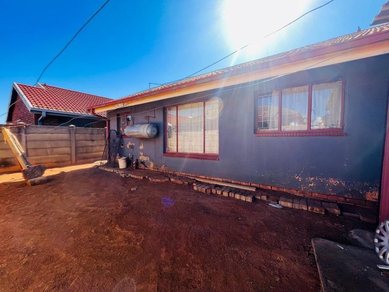 House For Sale in Sebokeng Zone 10, Sebokeng - Photo 5