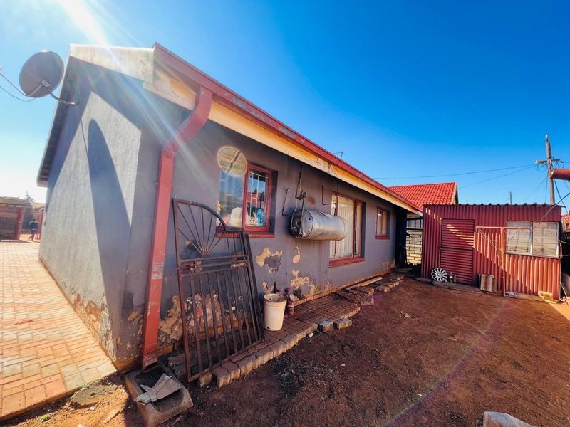 House For Sale in Sebokeng Zone 10, Sebokeng - Photo 3