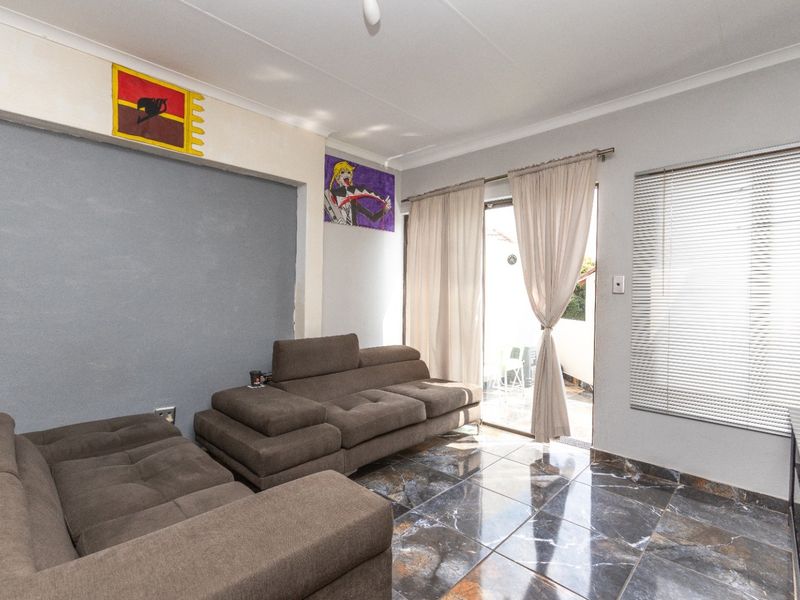 Apartment For Sale in Northwold, Randburg - Photo 6