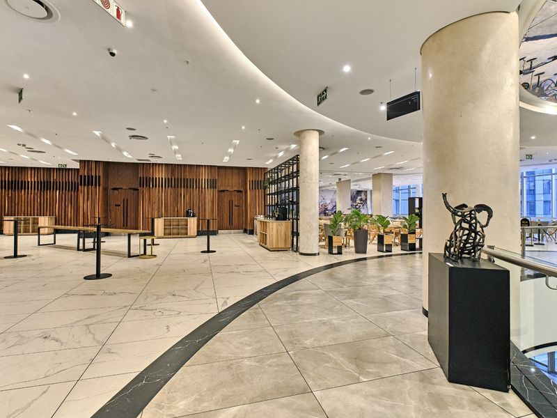 498m2 Commercial Space With Spectacular Sunset Views - Photo 9