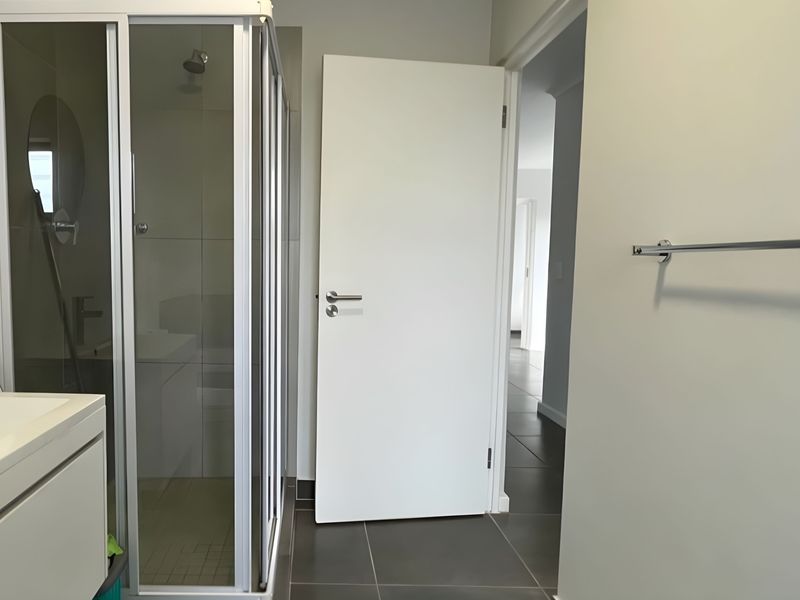 Pet-Friendly 2-Bedroom Apartment in Quinta Estate - Photo 6
