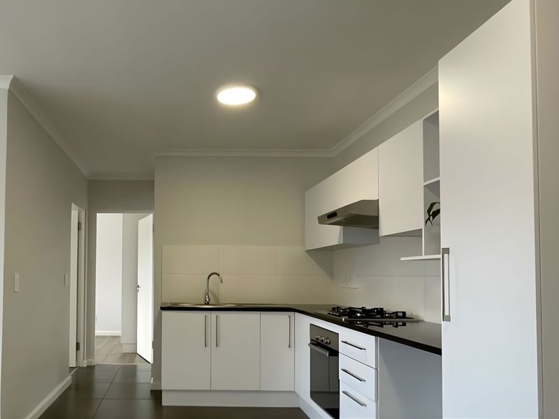 Pet-Friendly 2-Bedroom Apartment in Quinta Estate - Photo 5