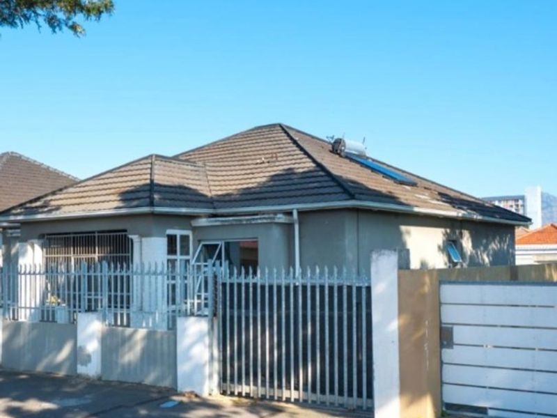 139 sqm Old Gem in Townsend Estate, Goodwood - Photo 2