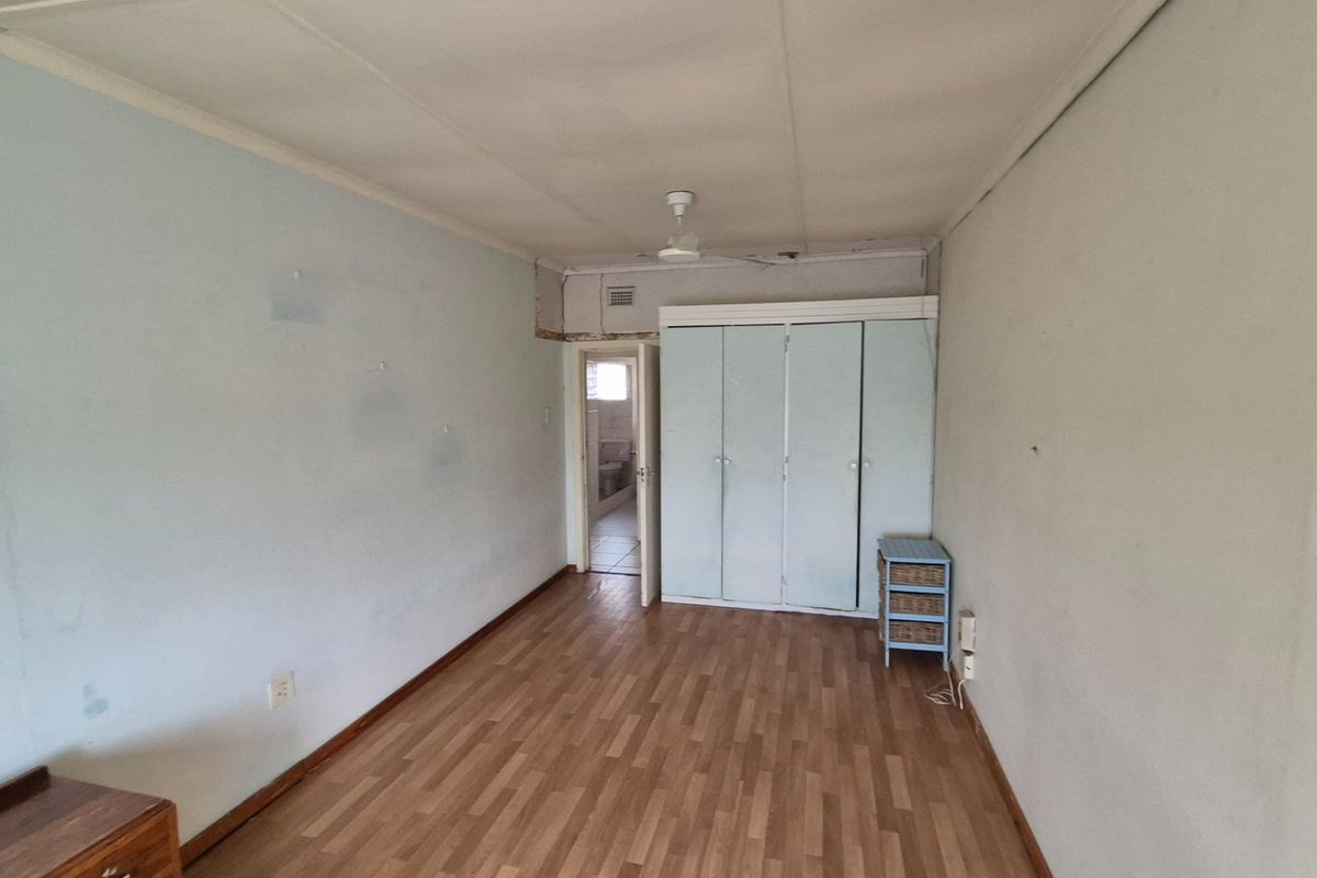 Investment property For Sale in Bluff, Durban, KwaZulu Natal - Photo 4