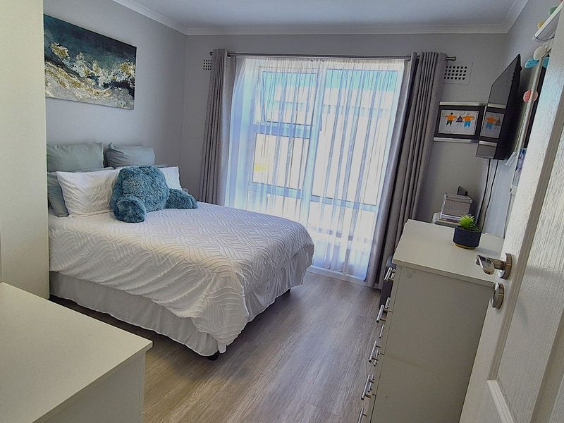 Totally Refurbished 2 bed Appartment - Photo 10