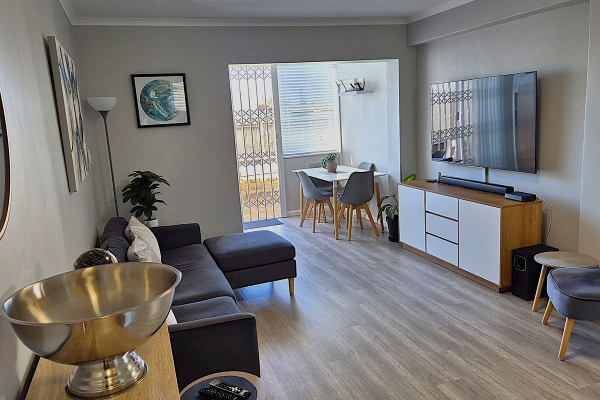 Totally Refurbished 2 bed Appartment - Photo 2