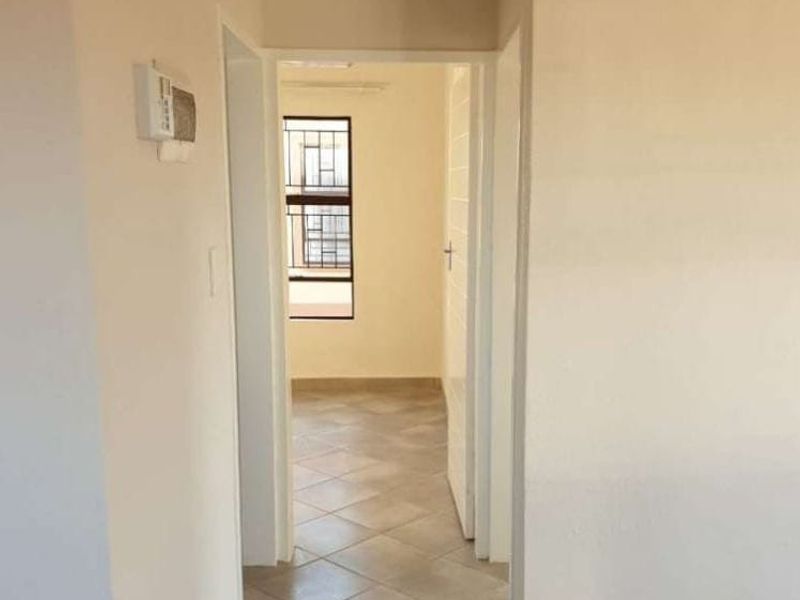 House For Sale in Windmill Park, Boksburg - Photo 5