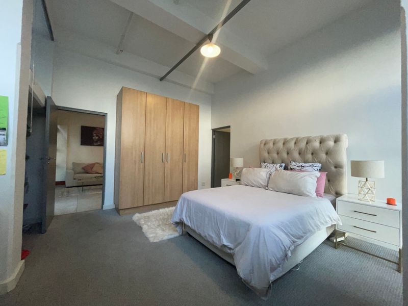Rare 101m2 2-Bedroom Apartment To Rent | Upper East Side, Salt River - Photo 2
