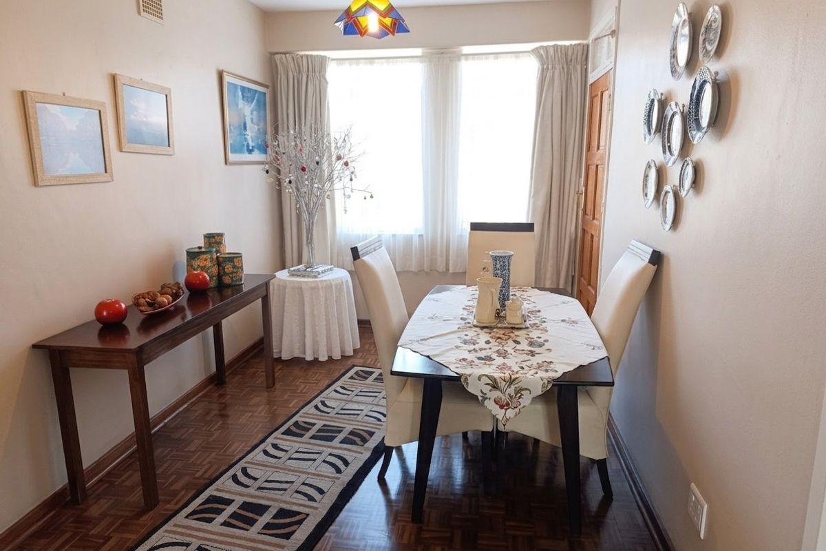 Expansive Exclusive Once in a Lifetime Opportunity 1 Bed Apartment For Sale in Florida, Roodepoort - Photo 3
