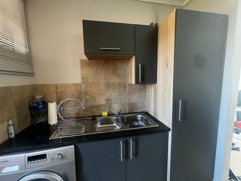 Apartment For Sale in Rooihuiskraal - Photo 6