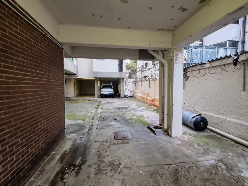 Apartment For Sale in Humewood, Port Elizabeth - Photo 8