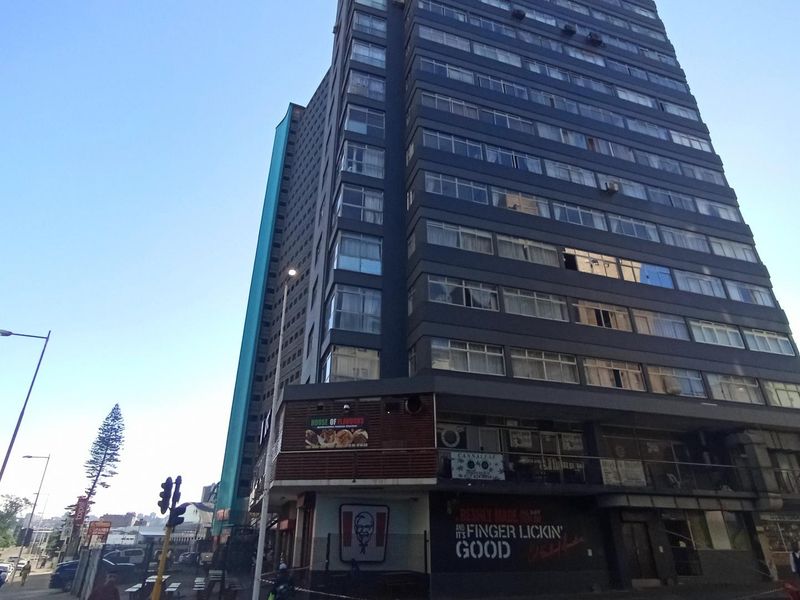 1.5 Bedroom Apartment For Sale - North Beach - Photo 1