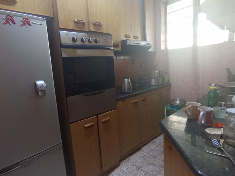 1.5 Bedroom Apartment For Sale - North Beach - Photo 5