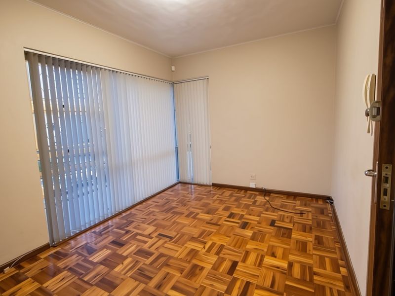 Apartment For Sale in Humewood, Port Elizabeth - Photo 3