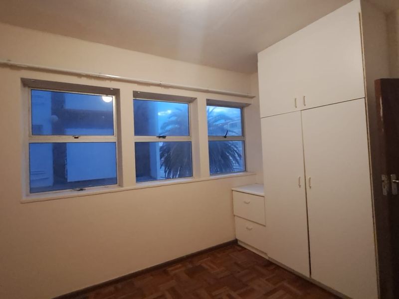 Apartment For Sale in Humewood, Port Elizabeth - Photo 6