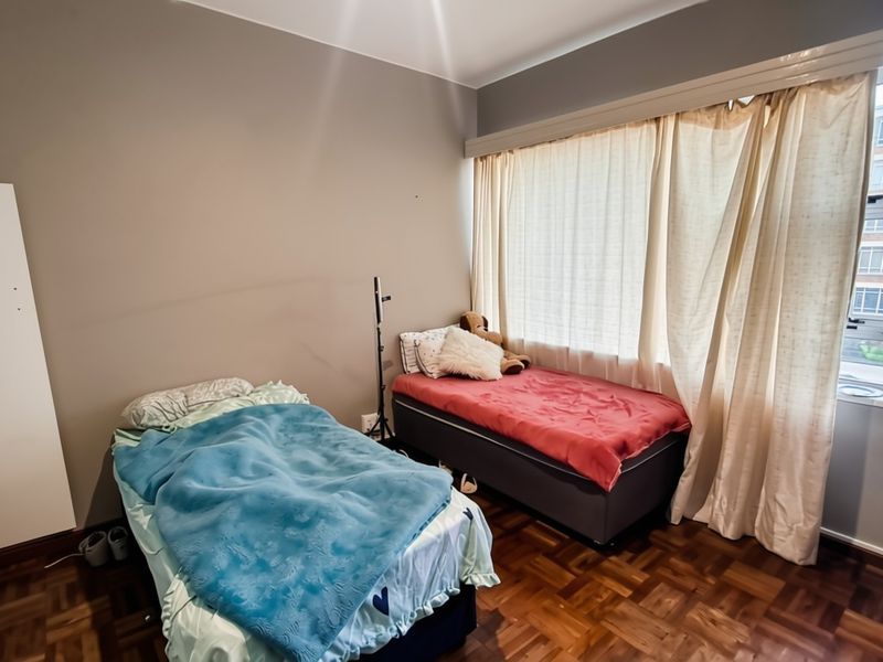 Apartment For Sale in Humewood, Port Elizabeth - Photo 5