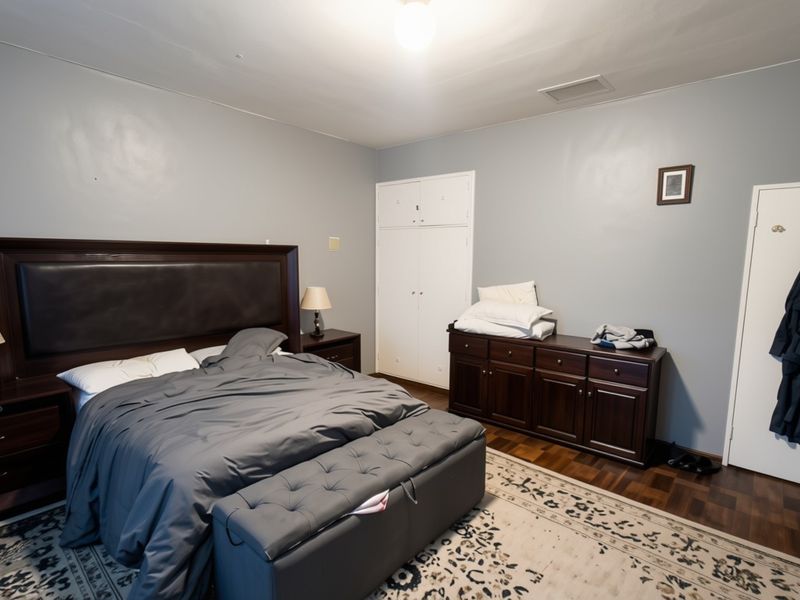 Apartment For Sale in Humewood, Port Elizabeth - Photo 3
