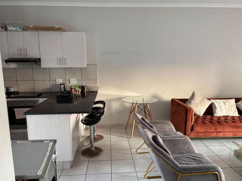 Two bedroom modern Apartment For Sale in Glenwood, Durban, KwaZulu Natal - Photo 5