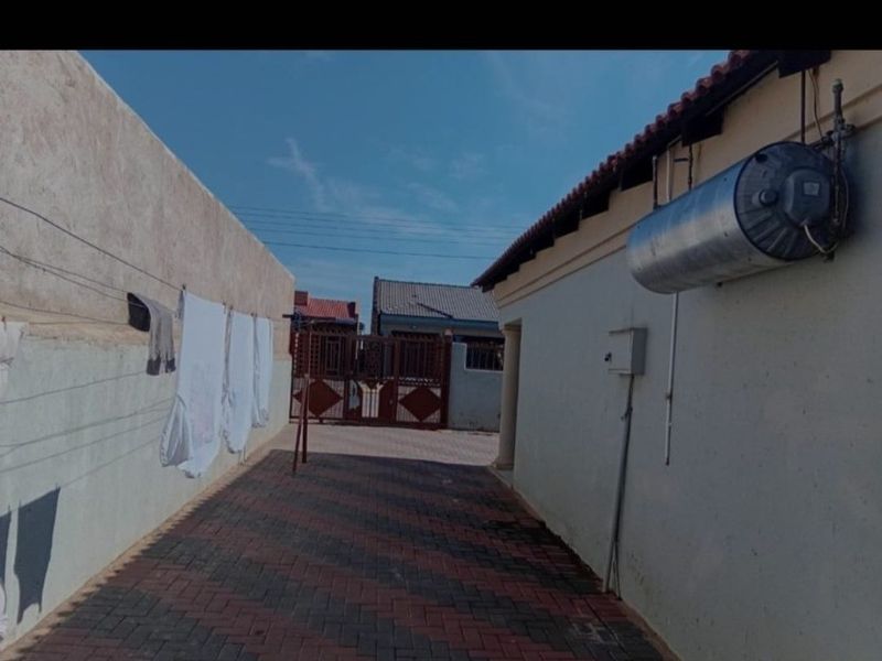 1 Bedroom fully furnished Apartment To Rent in Soshanguve Block G G - Photo 8