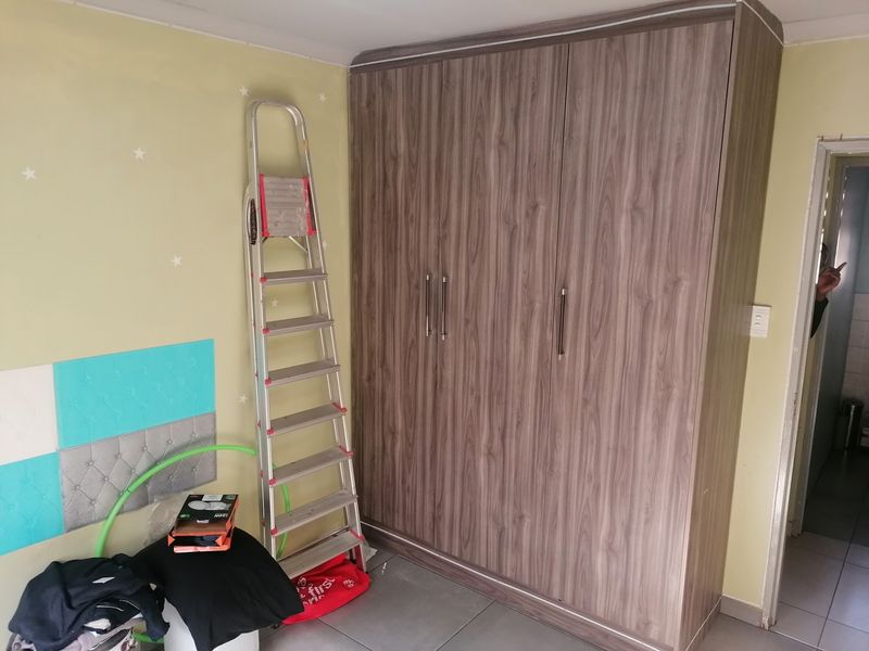 Immaculate 3 Bedroom 2 Bathroom once in a lifetime Home For Sale in Riverlea, Johannesburg - Photo 8