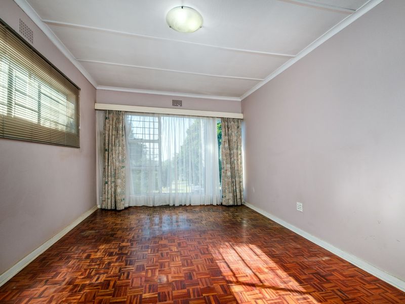 4 House For Sale in Silverfields, Krugersdorp - Photo 9