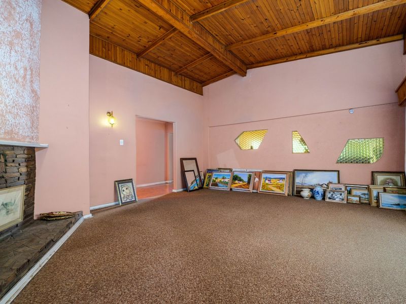 4 House For Sale in Silverfields, Krugersdorp - Photo 4