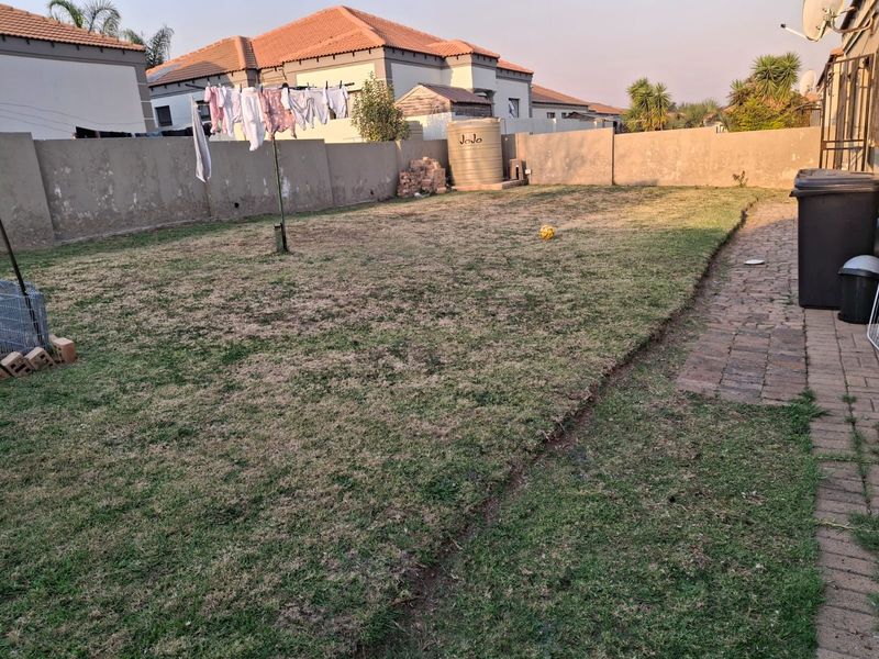 House For Sale in Jackaroo Park, Witbank - Photo 3