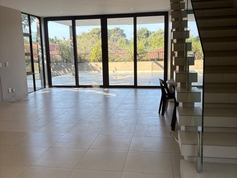 Modern 3 bedroom Duplex To Rent in Zimbali Estate, Ballito, KwaZulu Natal - Photo 5