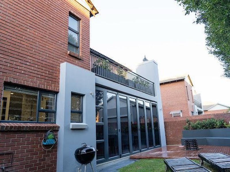 Townhouse For Sale in Ruimsig, Roodepoort - Photo 2