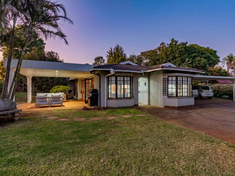 House For Sale in Waterfall, Hillcrest, KwaZulu Natal - Photo 1