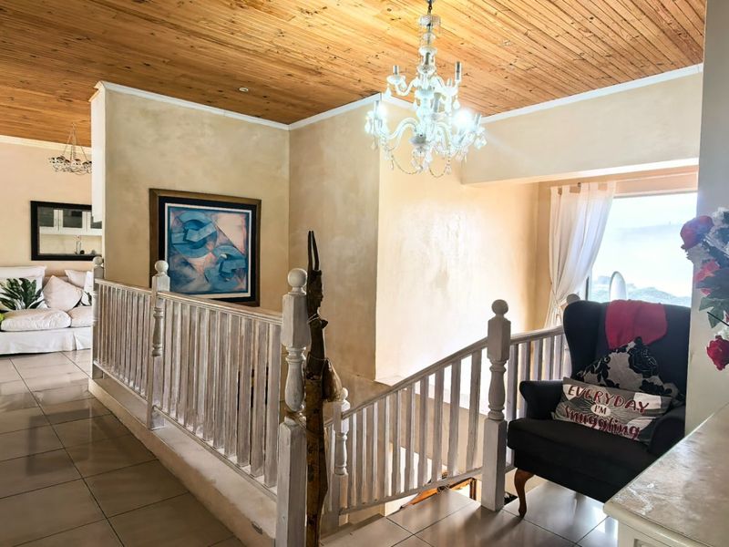 Wilderness Retreat with Authentic Tuscan Flair - Photo 6
