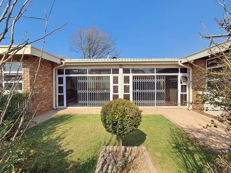 House For Sale in Wierda Park, Centurion - Photo 1