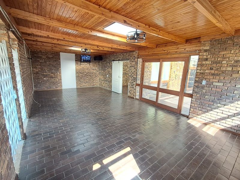 House For Sale in Wierda Park, Centurion - Photo 3