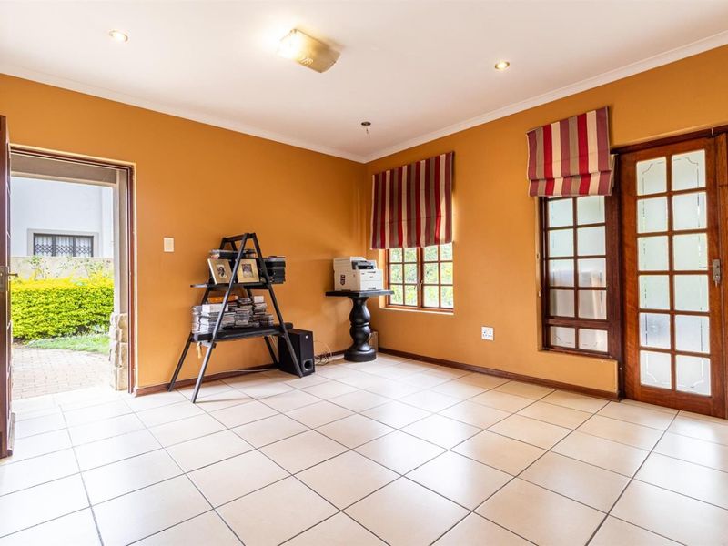 House For Sale in Summerset Midrand - Photo 3