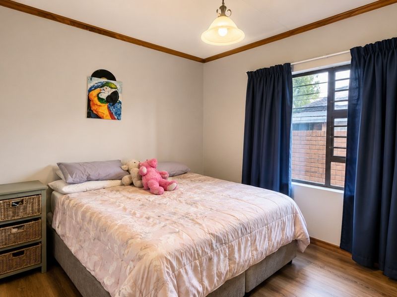 Welcome Home: Space, Comfort, and Endless Possibilities (with a Flat) in Hillcrest, Kimberley - Photo 7