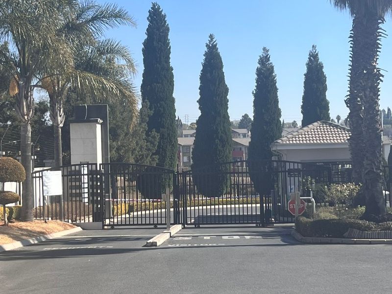 1 Bedroom Apartment To Rent in Noordwyk, Midrand - Photo 1