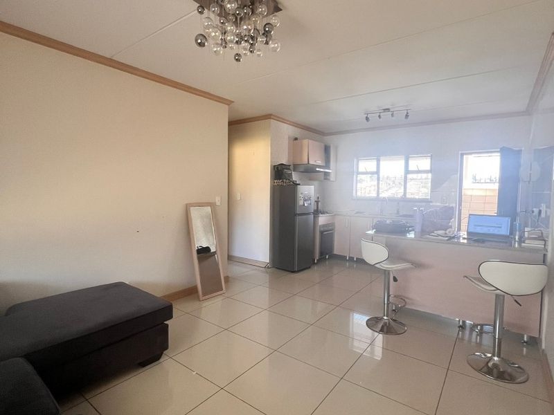 1 Bedroom Apartment To Rent in Noordwyk, Midrand - Photo 6