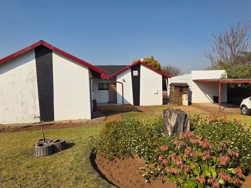 House For Sale in Fransville, Witbank - Photo 3