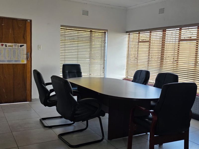 House For Sale in Fransville, Witbank - Photo 5