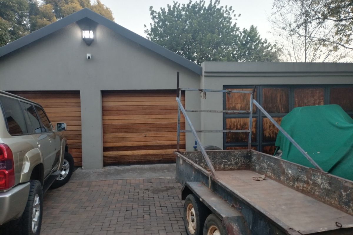 Off the Grid 3beds , 2.5 baths Home for Sale in The Reeds Ext 10, The Reeds, Centurion - Photo 2