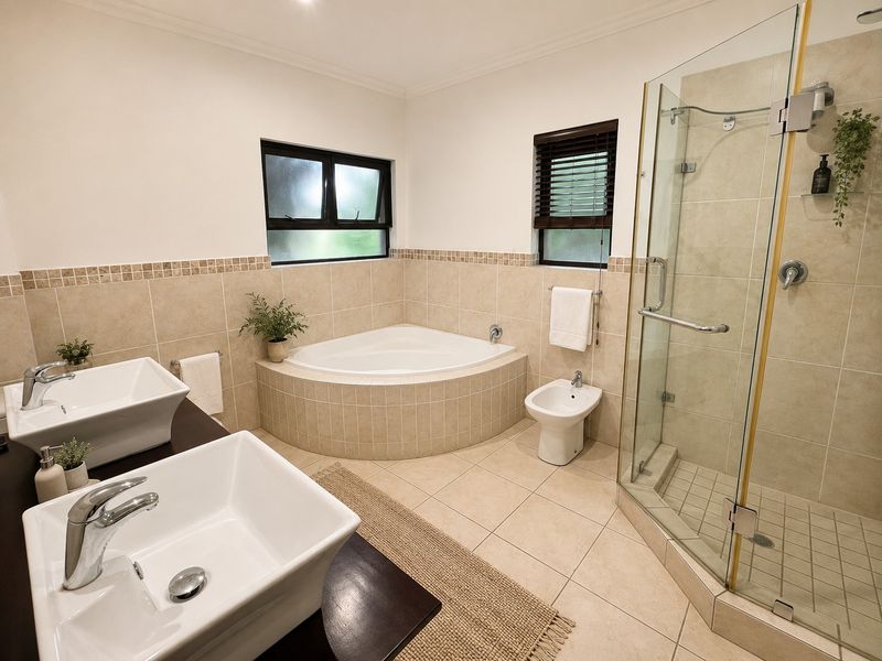 Golf-front living in the heart of Zimbali - Photo 9