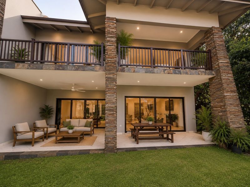 Golf-front living in the heart of Zimbali - Photo 2