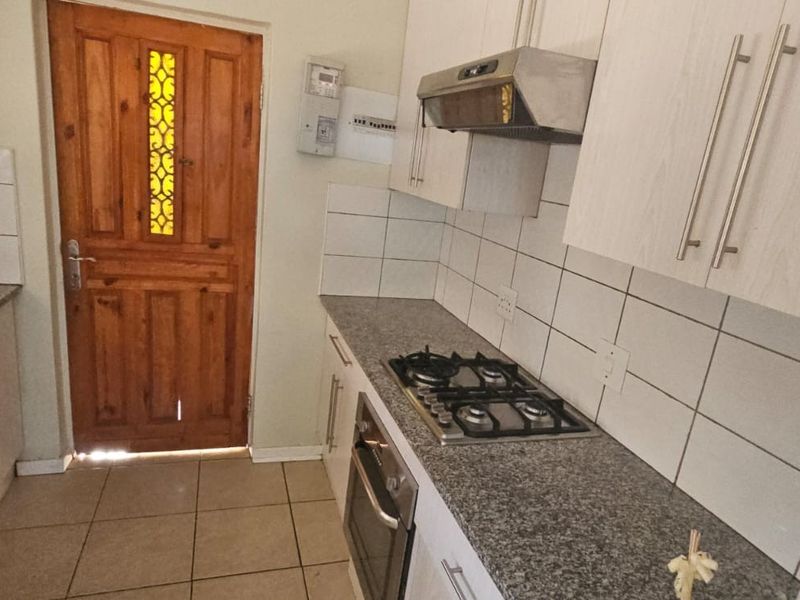 Townhouse to rent in Warrenton - Photo 4