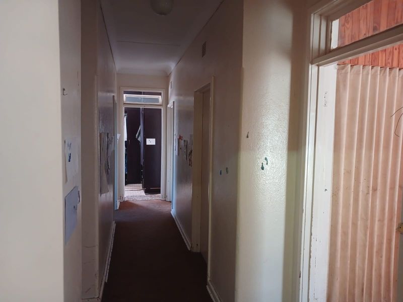Ideal Starter Home with Great Potential! - Photo 8