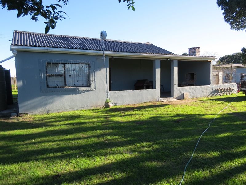 FARM STYLE LIVING WITH TWO HOMES CLOSE TO PORT ELIZABETH - Photo 2