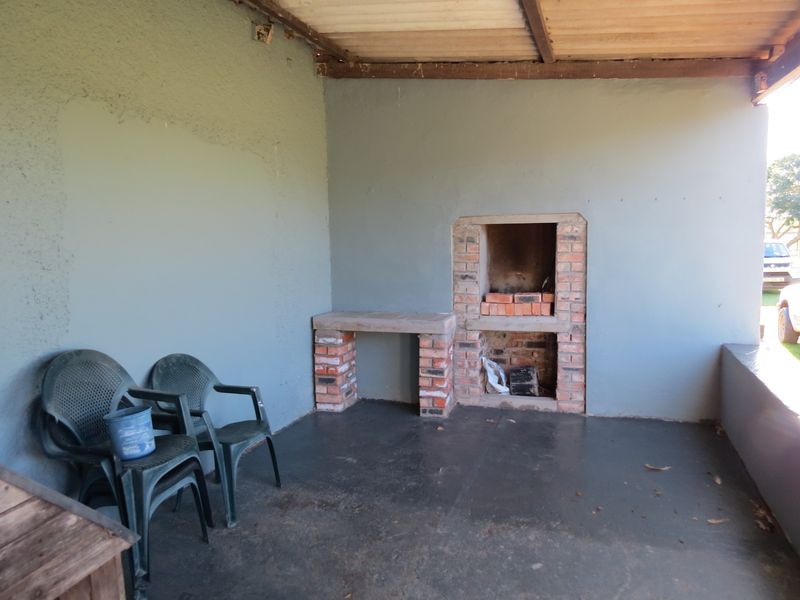 FARM STYLE LIVING WITH TWO HOMES CLOSE TO PORT ELIZABETH - Photo 3