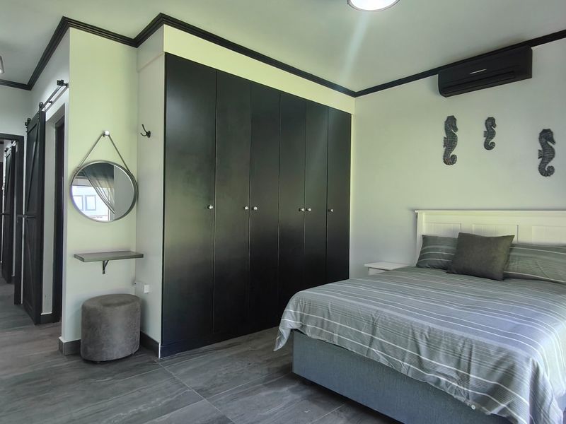 Renovated townhouse awaits in Diaz Beach - Photo 10