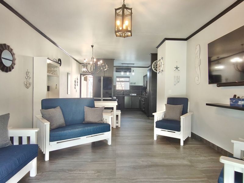 Renovated townhouse awaits in Diaz Beach - Photo 5