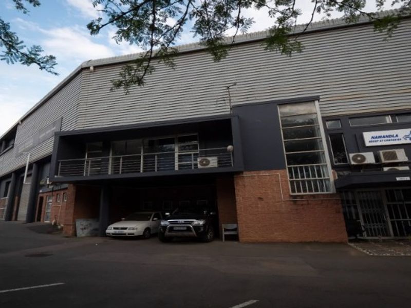 552m2 Warehouse To Let in Glen Murray Industrial Park, Redhill - Photo 2