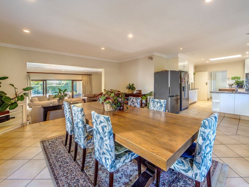 Large Spacious Family Home In a Secure Complex In Mill Hill - Photo 9